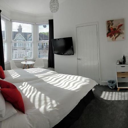 Edelweiss Guest House ساوثيند أون سي المظهر الخارجي الصورة