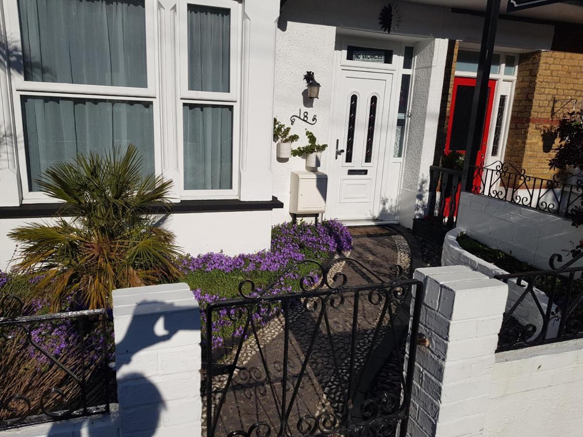 Edelweiss Guest House ساوثيند أون سي المظهر الخارجي الصورة